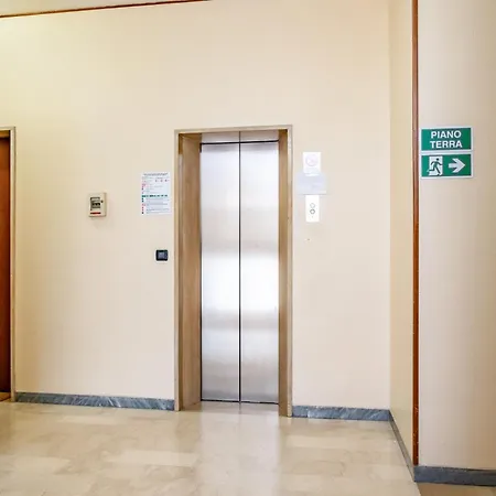 A 150m Dal Lago! Centralissimo A Desenzano Con Balcone *