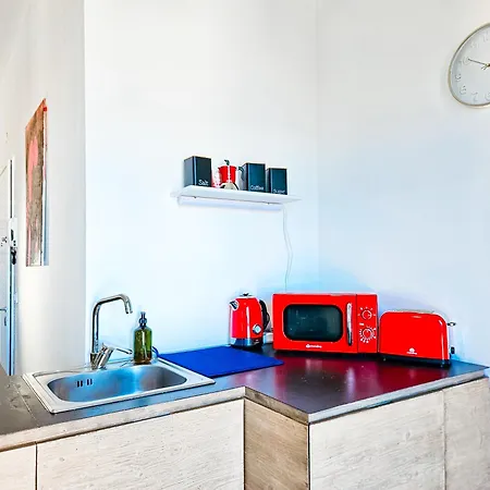 A 150m Dal Lago! Centralissimo A Desenzano Con Balcone Apartment Desenzano del Garda