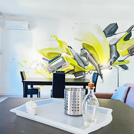 Apartment A 150m Dal Lago! Centralissimo A Desenzano Con Balcone *