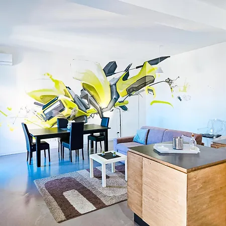 A 150m Dal Lago! Centralissimo A Desenzano Con Balcone Apartment Desenzano del Garda