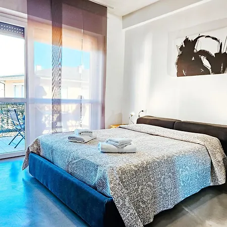 A 150m Dal Lago! Centralissimo A Desenzano Con Balcone * Desenzano del Garda